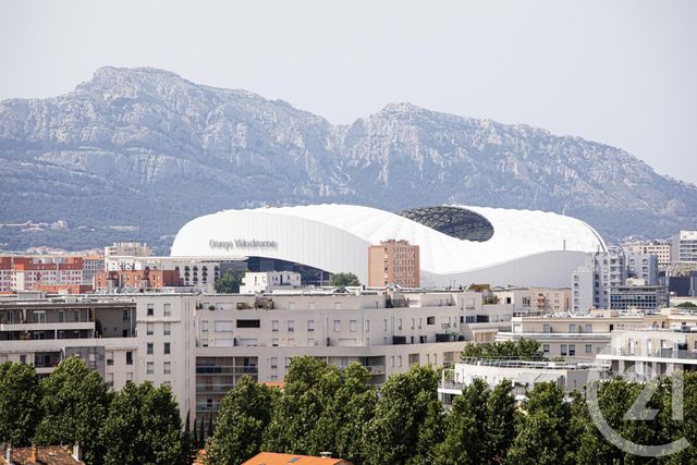 Afficher la photo en grand Studio à vendre - 1 pièce - 30.0 m2 - MARSEILLE - 13010 - PROVENCE-ALPES-COTE-D-AZUR - Century 21 Intramuros
