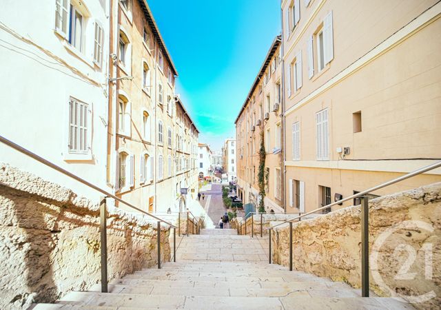 Appartement T1 à vendre - 1 pièce - 68.51 m2 - MARSEILLE - 13001 - PROVENCE-ALPES-COTE-D-AZUR - Century 21 Intramuros Appartement T1 à vendre - 1 pièce - 68.51 m2 - MARSEILLE - 13001 - PROVENCE-ALPES-COTE-D-AZUR - Century 21 Intramuros