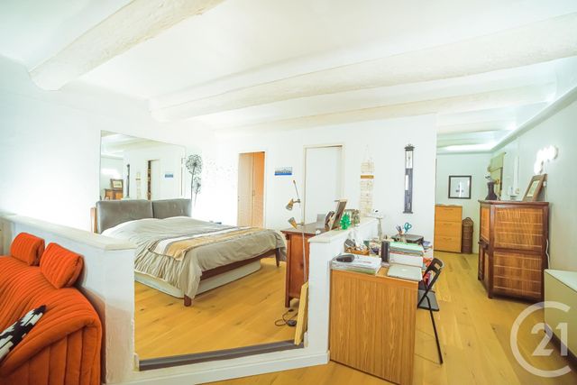 Appartement T1 à vendre - 1 pièce - 68.51 m2 - MARSEILLE - 13001 - PROVENCE-ALPES-COTE-D-AZUR - Century 21 Intramuros Appartement T1 à vendre - 1 pièce - 68.51 m2 - MARSEILLE - 13001 - PROVENCE-ALPES-COTE-D-AZUR - Century 21 Intramuros