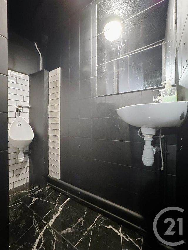 commerce à vendre - 88.75 m2 - MARSEILLE - 13 - PROVENCE-ALPES-COTE-D-AZUR - Century 21 Intramuros