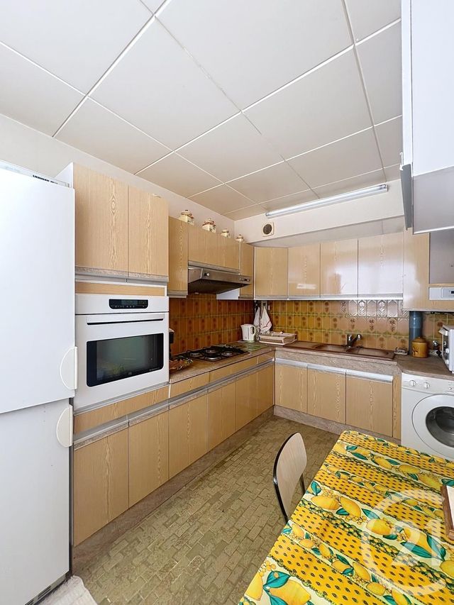 Appartement à vendre - 3 pièces - 72.54 m2 - MARSEILLE - 13007 - PROVENCE-ALPES-COTE-D-AZUR - Century 21 Intramuros