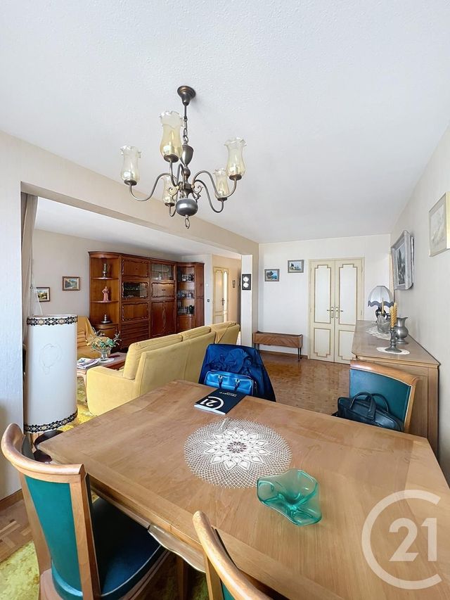 Appartement à vendre - 3 pièces - 72.54 m2 - MARSEILLE - 13007 - PROVENCE-ALPES-COTE-D-AZUR - Century 21 Intramuros