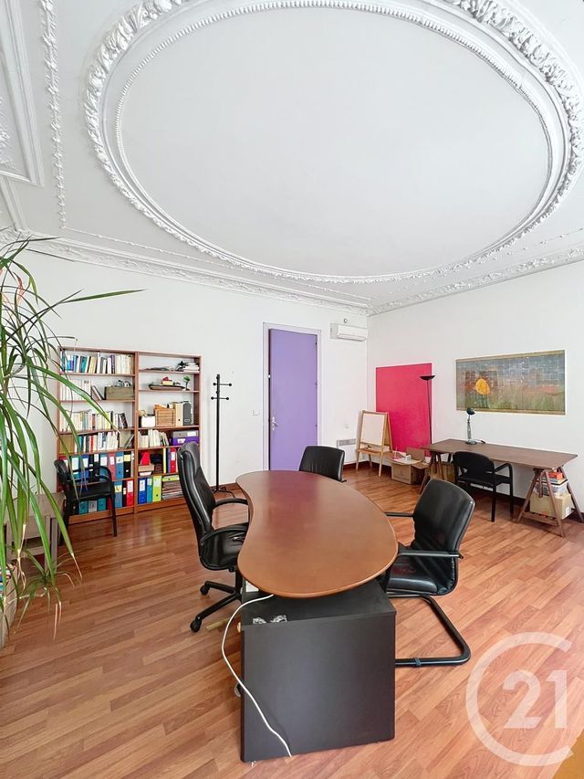 Appartement à vendre - 2 pièces - 68.0 m2 - MARSEILLE - 13006 - PROVENCE-ALPES-COTE-D-AZUR - Century 21 Intramuros