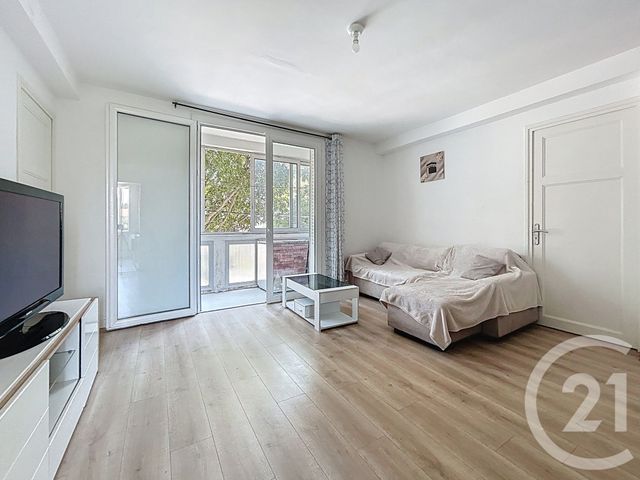 Appartement à vendre - 4 pièces - 67.01 m2 - MARSEILLE - 13014 - PROVENCE-ALPES-COTE-D-AZUR - Century 21 Intramuros