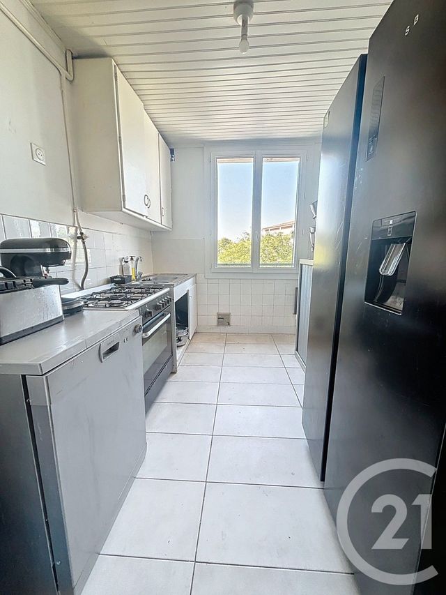 Appartement à vendre - 4 pièces - 67.01 m2 - MARSEILLE - 13014 - PROVENCE-ALPES-COTE-D-AZUR - Century 21 Intramuros