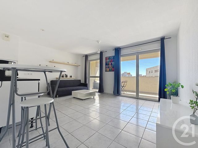 Appartement à vendre - 4 pièces - 70.0 m2 - MARSEILLE - 13003 - PROVENCE-ALPES-COTE-D-AZUR - Century 21 Intramuros