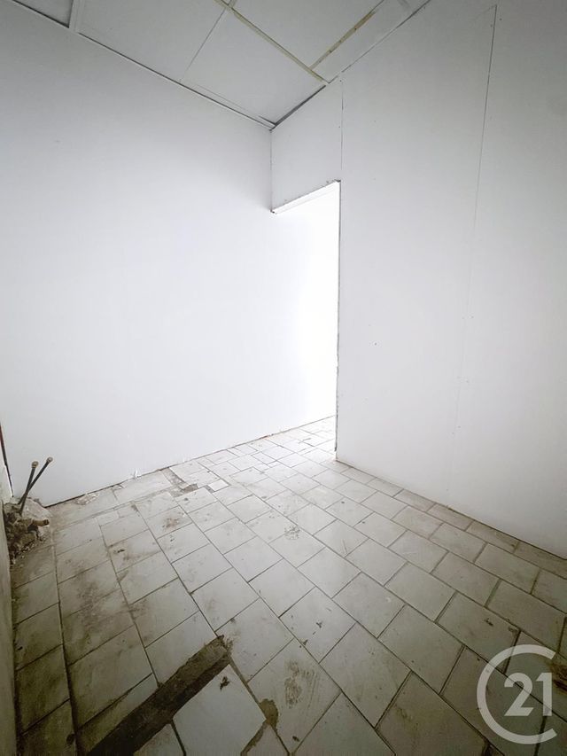 commerce à vendre - 60.0 m2 - MARSEILLE - 13 - PROVENCE-ALPES-COTE-D-AZUR - Century 21 Intramuros