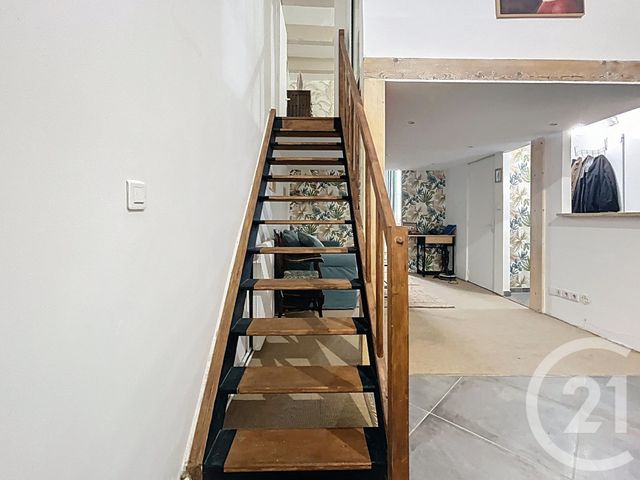 Afficher la photo en grand Appartement à vendre - 3 pièces - 66.46 m2 - MARSEILLE - 13002 - PROVENCE-ALPES-COTE-D-AZUR - Century 21 Intramuros