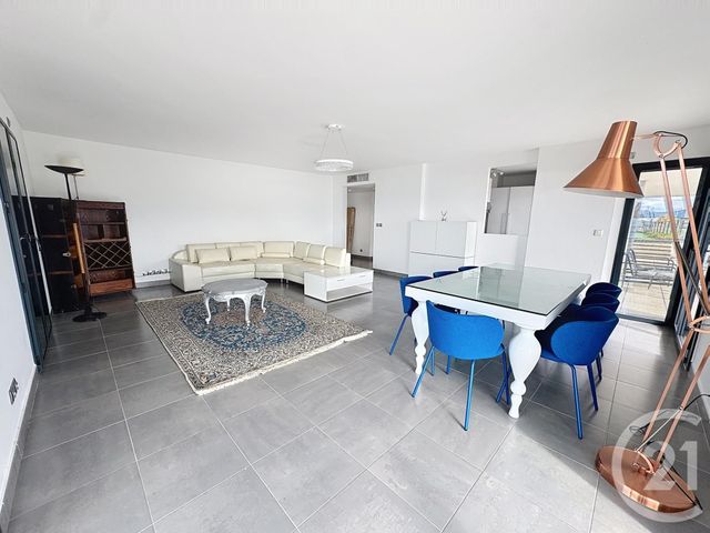 Appartement T4 à louer - 4 pièces - 102.1 m2 - MARSEILLE - 13008 - PROVENCE-ALPES-COTE-D-AZUR - Century 21 Intramuros