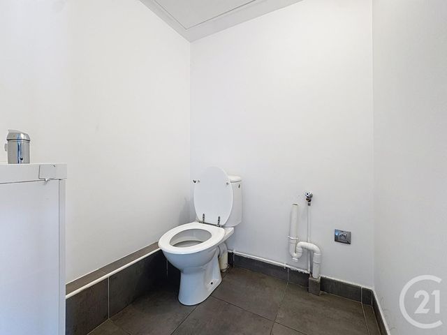 Appartement T4 à louer - 4 pièces - 102.1 m2 - MARSEILLE - 13008 - PROVENCE-ALPES-COTE-D-AZUR - Century 21 Intramuros