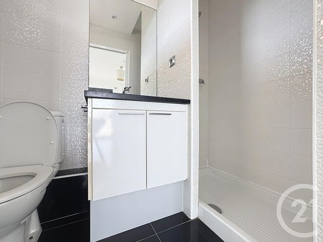 Appartement T4 à louer - 4 pièces - 102.1 m2 - MARSEILLE - 13008 - PROVENCE-ALPES-COTE-D-AZUR - Century 21 Intramuros