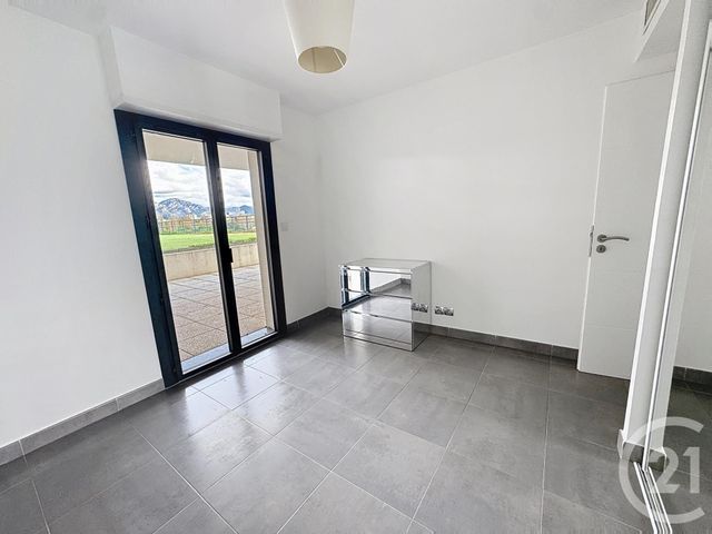 Appartement T4 à louer - 4 pièces - 102.1 m2 - MARSEILLE - 13008 - PROVENCE-ALPES-COTE-D-AZUR - Century 21 Intramuros