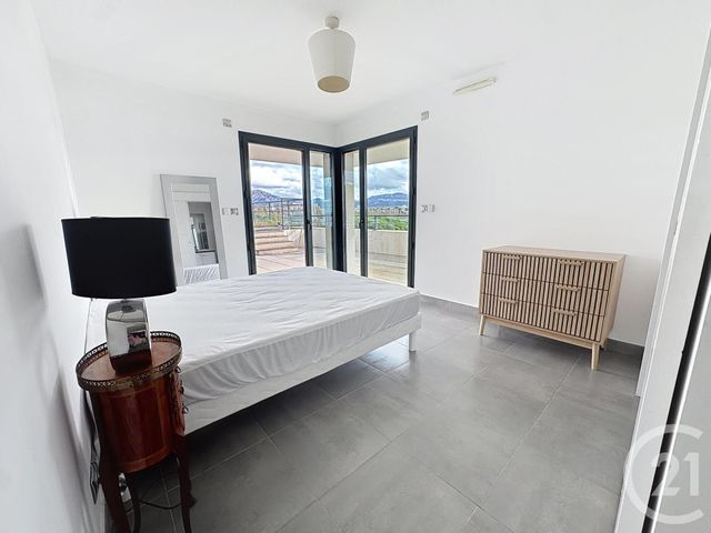 Appartement T4 à louer - 4 pièces - 102.1 m2 - MARSEILLE - 13008 - PROVENCE-ALPES-COTE-D-AZUR - Century 21 Intramuros