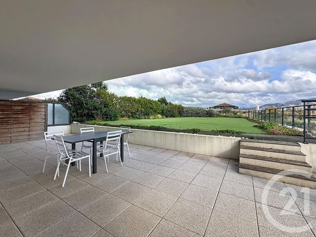 Appartement T4 à louer - 4 pièces - 102.1 m2 - MARSEILLE - 13008 - PROVENCE-ALPES-COTE-D-AZUR - Century 21 Intramuros
