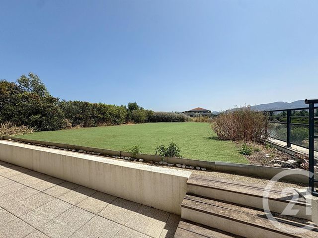 Appartement T4 à louer - 4 pièces - 102.1 m2 - MARSEILLE - 13008 - PROVENCE-ALPES-COTE-D-AZUR - Century 21 Intramuros