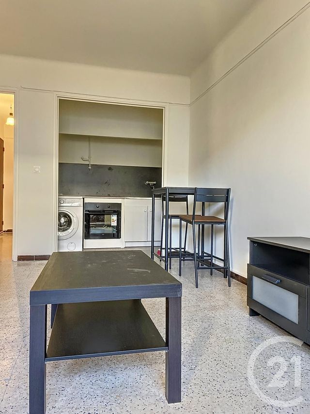 Appartement Studio à louer - 1 pièce - 27.38 m2 - MARSEILLE - 13004 - PROVENCE-ALPES-COTE-D-AZUR - Century 21 Intramuros