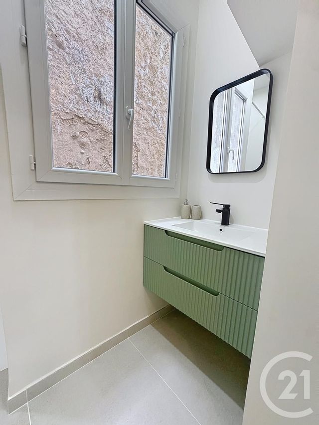 Appartement T2 à louer - 2 pièces - 30.45 m2 - MARSEILLE - 13007 - PROVENCE-ALPES-COTE-D-AZUR - Century 21 Intramuros