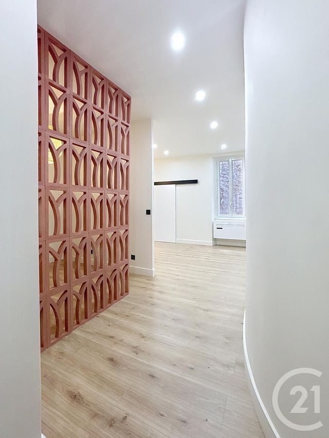 Appartement T2 à louer - 2 pièces - 30.45 m2 - MARSEILLE - 13007 - PROVENCE-ALPES-COTE-D-AZUR - Century 21 Intramuros