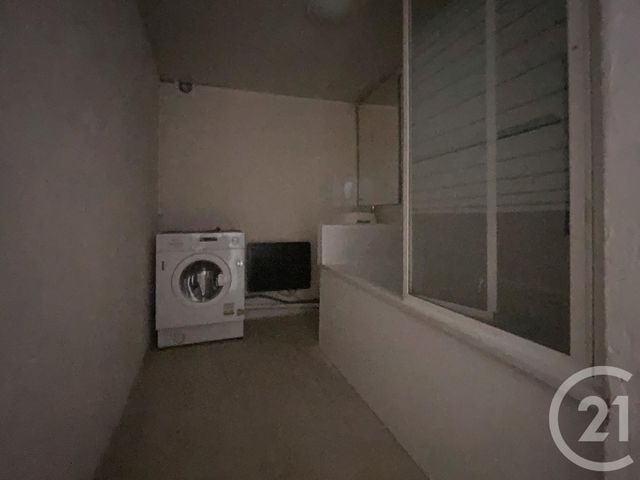 Appartement à louer - 2 pièces - 47.09 m2 - MARSEILLE - 13003 - PROVENCE-ALPES-COTE-D-AZUR - Century 21 Intramuros