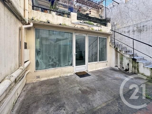Appartement à louer - 2 pièces - 54.46 m2 - MARSEILLE - 13001 - PROVENCE-ALPES-COTE-D-AZUR - Century 21 Intramuros