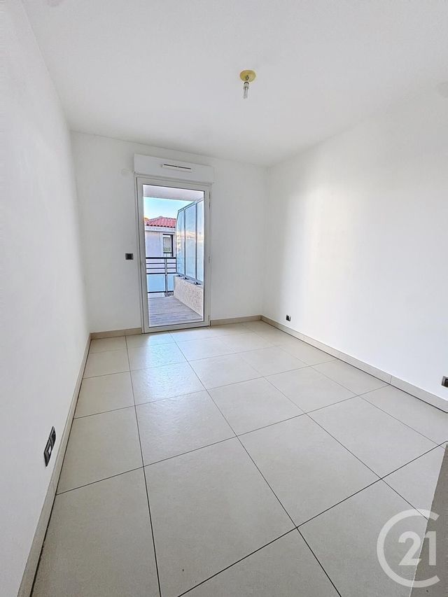 Appartement à louer - 4 pièces - 105.09 m2 - MARSEILLE - 13008 - PROVENCE-ALPES-COTE-D-AZUR - Century 21 Intramuros