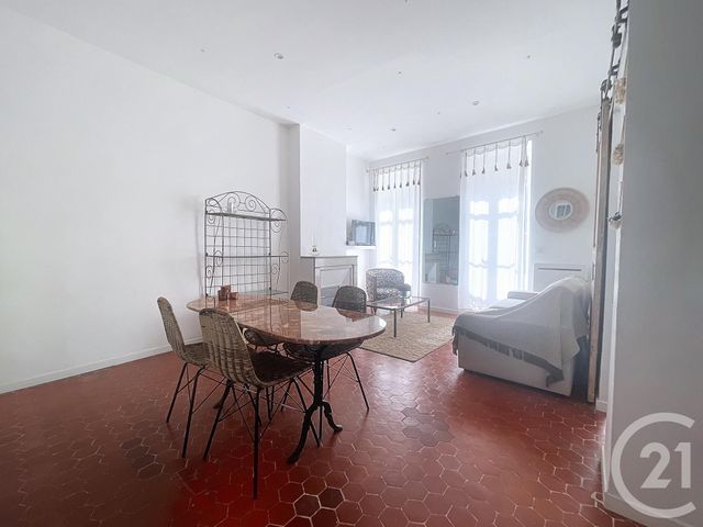 Appartement T2 à vendre - 2 pièces - 38.07 m2 - MARSEILLE - 13006 - PROVENCE-ALPES-COTE-D-AZUR - Century 21 Intramuros