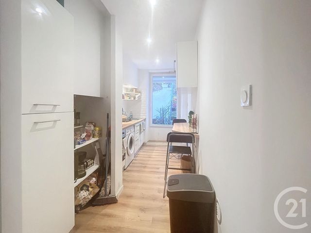 Appartement T2 à vendre - 2 pièces - 43.01 m2 - MARSEILLE - 13001 - PROVENCE-ALPES-COTE-D-AZUR - Century 21 Intramuros