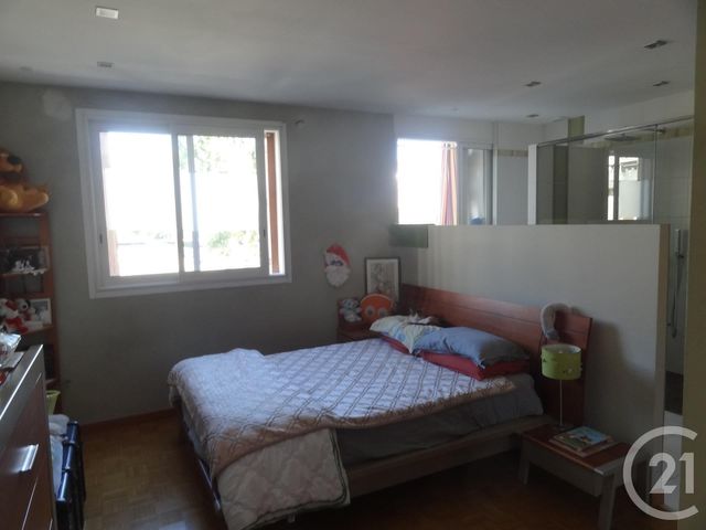 Appartement T2 à vendre - 2 pièces - 58.0 m2 - MARSEILLE - 13008 - PROVENCE-ALPES-COTE-D-AZUR - Century 21 Intramuros Appartement T2 à vendre - 2 pièces - 58.0 m2 - MARSEILLE - 13008 - PROVENCE-ALPES-COTE-D-AZUR - Century 21 Intramuros