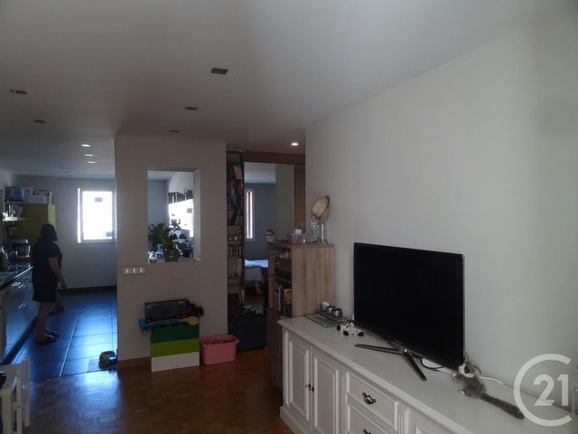 Appartement T2 à vendre - 2 pièces - 58.0 m2 - MARSEILLE - 13008 - PROVENCE-ALPES-COTE-D-AZUR - Century 21 Intramuros Appartement T2 à vendre - 2 pièces - 58.0 m2 - MARSEILLE - 13008 - PROVENCE-ALPES-COTE-D-AZUR - Century 21 Intramuros