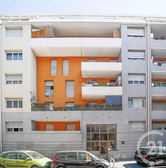 Appartement T3 à vendre - 3 pièces - 66.61 m2 - MARSEILLE - 13003 - PROVENCE-ALPES-COTE-D-AZUR - Century 21 Intramuros Appartement T3 à vendre - 3 pièces - 66.61 m2 - MARSEILLE - 13003 - PROVENCE-ALPES-COTE-D-AZUR - Century 21 Intramuros