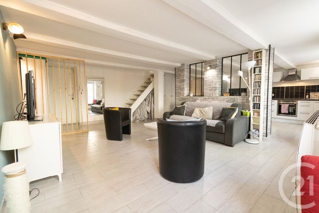 Appartement Duplex à vendre - 4 pièces - 90.64 m2 - MARSEILLE - 13006 - PROVENCE-ALPES-COTE-D-AZUR - Century 21 Intramuros