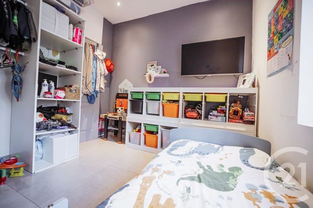 immeuble à vendre - 282.55 m2 - MARSEILLE - 13015 - PROVENCE-ALPES-COTE-D-AZUR - Century 21 Intramuros immeuble à vendre - 282.55 m2 - MARSEILLE - 13015 - PROVENCE-ALPES-COTE-D-AZUR - Century 21 Intramuros