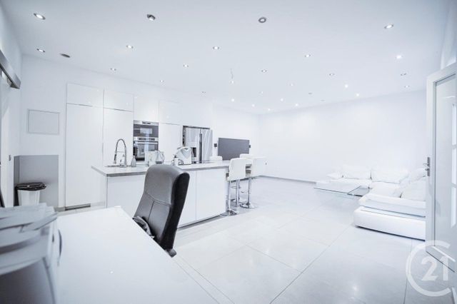 immeuble à vendre - 282.55 m2 - MARSEILLE - 13015 - PROVENCE-ALPES-COTE-D-AZUR - Century 21 Intramuros immeuble à vendre - 282.55 m2 - MARSEILLE - 13015 - PROVENCE-ALPES-COTE-D-AZUR - Century 21 Intramuros