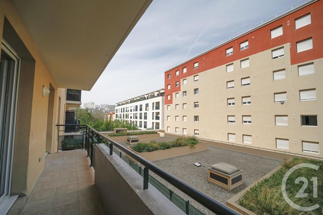 Appartement T4 à vendre - 4 pièces - 75.32 m2 - MARSEILLE - 13003 - PROVENCE-ALPES-COTE-D-AZUR - Century 21 Intramuros Appartement T4 à vendre - 4 pièces - 75.32 m2 - MARSEILLE - 13003 - PROVENCE-ALPES-COTE-D-AZUR - Century 21 Intramuros