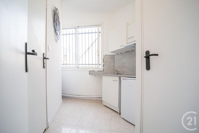 appartement à vendre - 6 pièces - 97.38 m2 - MARSEILLE - 13009 - PROVENCE-ALPES-COTE-D-AZUR - Century 21 Intramuros appartement à vendre - 6 pièces - 97.38 m2 - MARSEILLE - 13009 - PROVENCE-ALPES-COTE-D-AZUR - Century 21 Intramuros