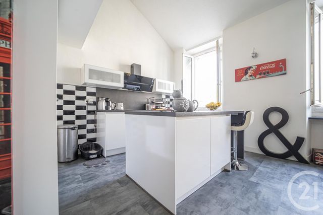 appartement à vendre - 6 pièces - 97.38 m2 - MARSEILLE - 13009 - PROVENCE-ALPES-COTE-D-AZUR - Century 21 Intramuros appartement à vendre - 6 pièces - 97.38 m2 - MARSEILLE - 13009 - PROVENCE-ALPES-COTE-D-AZUR - Century 21 Intramuros