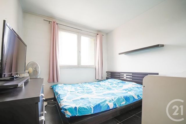 Appartement F4 à vendre - 4 pièces - 68.0 m2 - MARSEILLE - 13013 - PROVENCE-ALPES-COTE-D-AZUR - Century 21 Intramuros Appartement F4 à vendre - 4 pièces - 68.0 m2 - MARSEILLE - 13013 - PROVENCE-ALPES-COTE-D-AZUR - Century 21 Intramuros