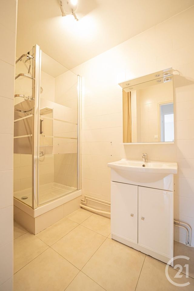 Appartement T3 à vendre - 3 pièces - 59.0 m2 - MARSEILLE - 13014 - PROVENCE-ALPES-COTE-D-AZUR - Century 21 Intramuros Appartement T3 à vendre - 3 pièces - 59.0 m2 - MARSEILLE - 13014 - PROVENCE-ALPES-COTE-D-AZUR - Century 21 Intramuros