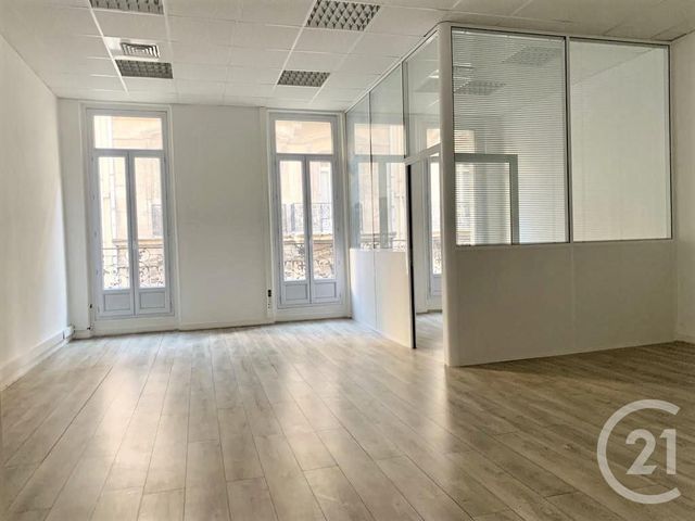 entreprise à louer - 91.0 m2 - MARSEILLE - 13 - PROVENCE-ALPES-COTE-D-AZUR - Century 21 Intramuros