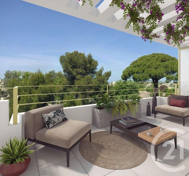 Appartement T3 à vendre - 3 pièces - 63.6 m2 - MARSEILLE - 13009 - PROVENCE-ALPES-COTE-D-AZUR - Century 21 Intramuros Appartement T3 à vendre - 3 pièces - 63.6 m2 - MARSEILLE - 13009 - PROVENCE-ALPES-COTE-D-AZUR - Century 21 Intramuros