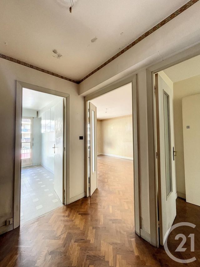 Appartement T2 à vendre - 2 pièces - 55.05 m2 - MARSEILLE - 13004 - PROVENCE-ALPES-COTE-D-AZUR - Century 21 Intramuros