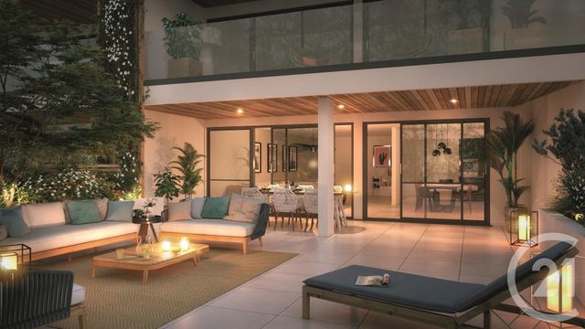 Appartement T4 à vendre - 4 pièces - 161.4 m2 - MARSEILLE - 13007 - PROVENCE-ALPES-COTE-D-AZUR - Century 21 Intramuros Appartement T4 à vendre - 4 pièces - 161.4 m2 - MARSEILLE - 13007 - PROVENCE-ALPES-COTE-D-AZUR - Century 21 Intramuros