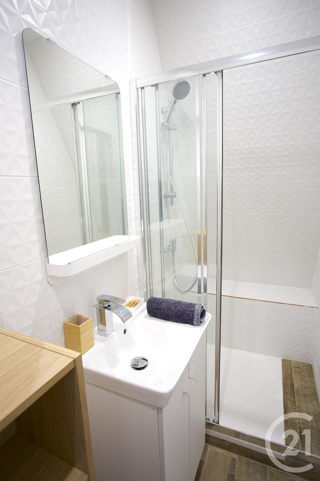 Appartement Studio à louer - 1 pièce - 25.0 m2 - MARSEILLE - 13009 - PROVENCE-ALPES-COTE-D-AZUR - Century 21 Intramuros