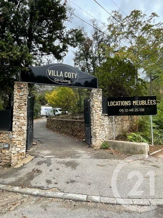 Appartement Studio à louer - 1 pièce - 25.0 m2 - MARSEILLE - 13009 - PROVENCE-ALPES-COTE-D-AZUR - Century 21 Intramuros