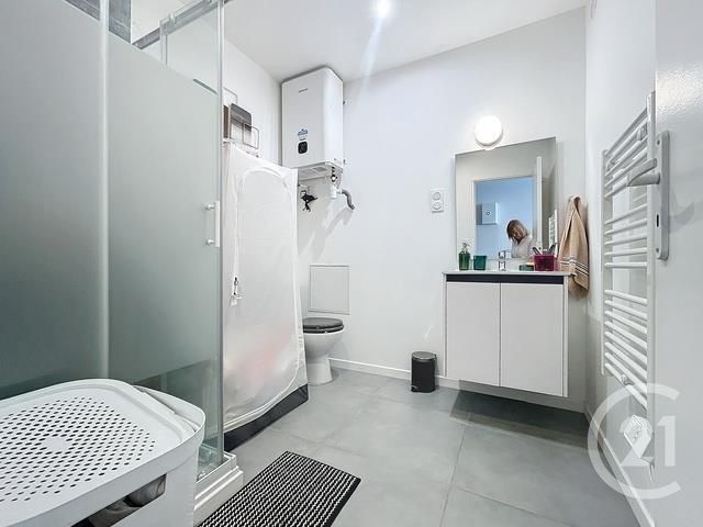 Appartement F1 à vendre - 1 pièce - 27.48 m2 - MARSEILLE - 13007 - PROVENCE-ALPES-COTE-D-AZUR - Century 21 Intramuros